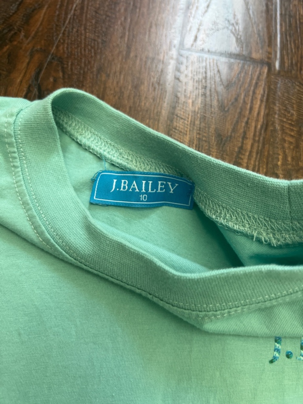 J. Bailey Aqua Long Sleeve Tee with Fish Graphic - Picture 8 of 8